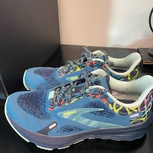 Brooks Launch 9 (women’s)